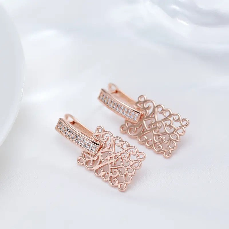 Rose Gold Court Vintage Earrings