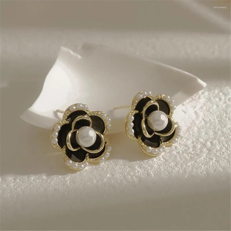 Black Camellia Pearl Earrings